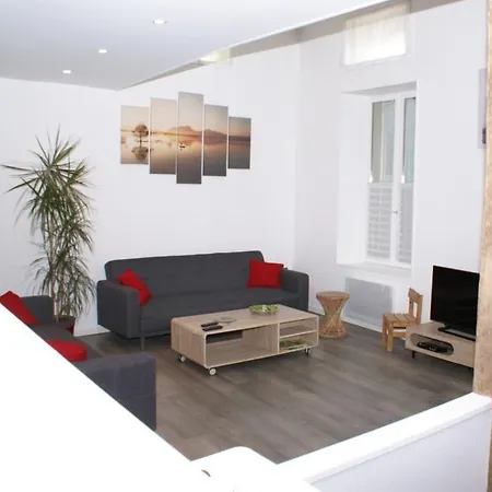 Gite De Preaux Ferienhaus *