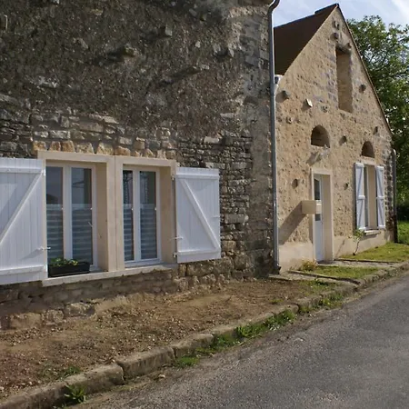 Gite De Preaux Tousson